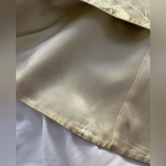 ✨ Prada Silk Skirt – Made in Italy | Gold | Size 40 (US 6) Luxury Repurpose - Picture 7 of 13